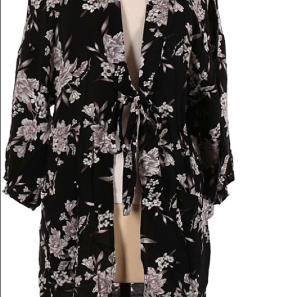 SOLD✔️ - Picture 2 of 3